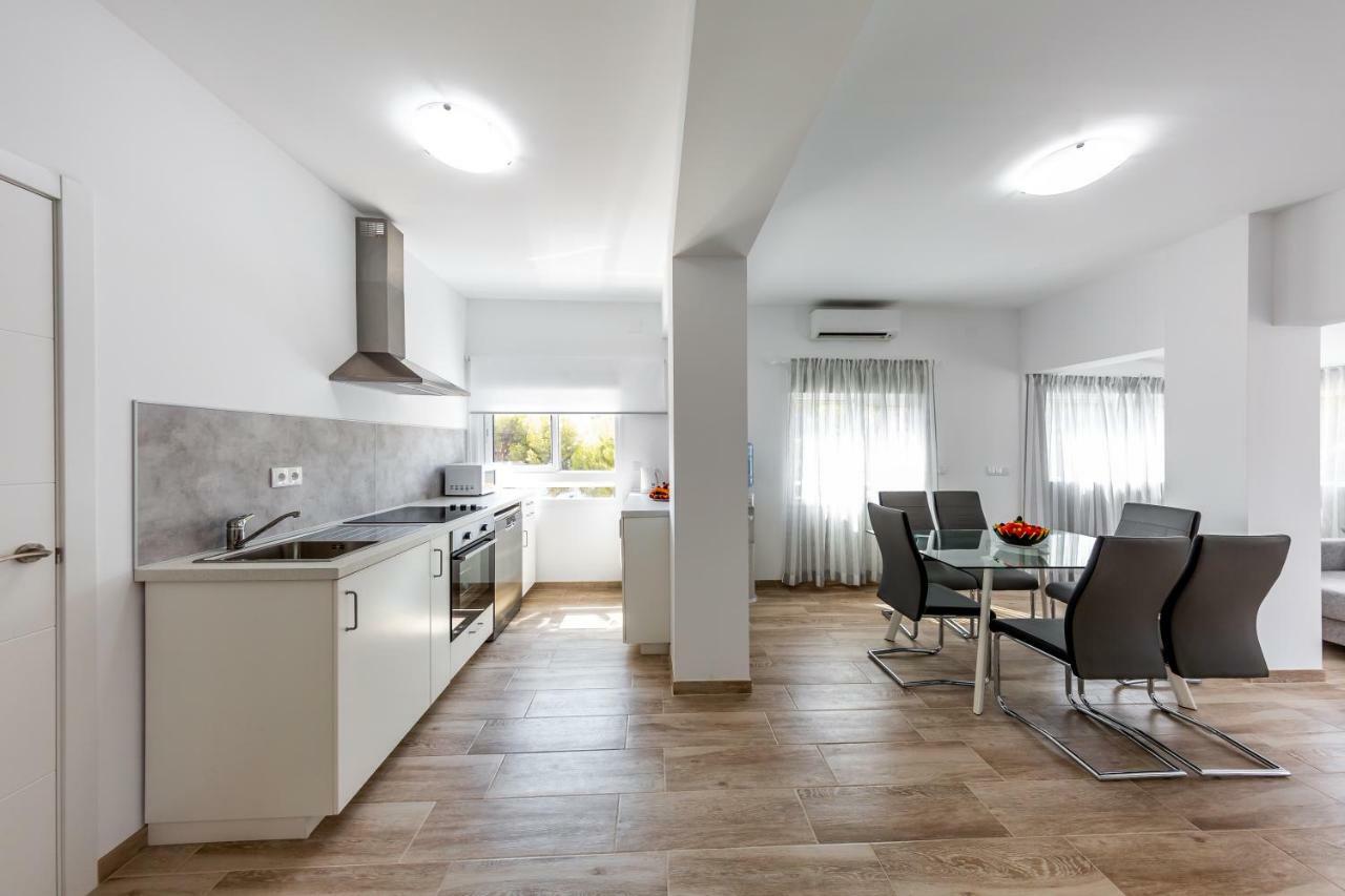 בנידורם Sonrisa Apartments מראה חיצוני תמונה